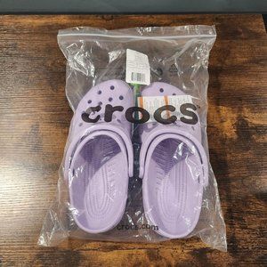 Crocs Lavender Sandals NWT Mens Size 5 Womens Size 7